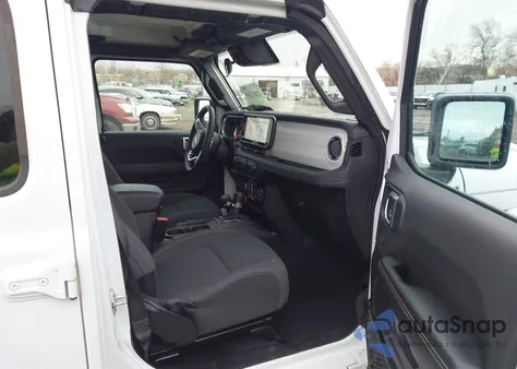 2025 Jeep Wrangler 4-Door Sahara 4X4 из США, поврежденный, VIN 1C4PJXEN0SW526282